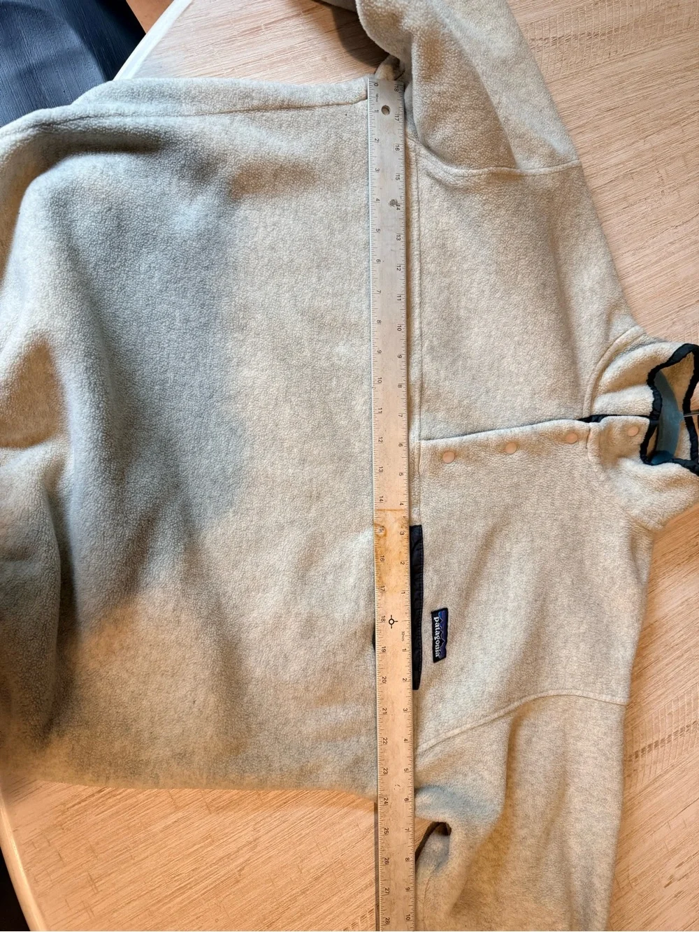 Patagonia Men’s Light Beige Vintage Made in USA Fleece Pullover Navy Trim Size M